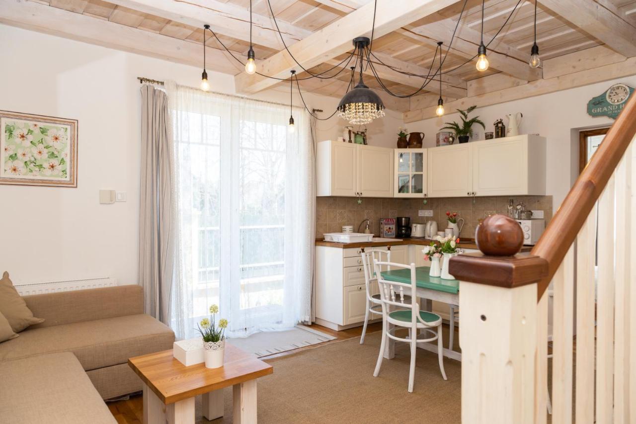 Vanilia Apartman 埃格尔 外观 照片