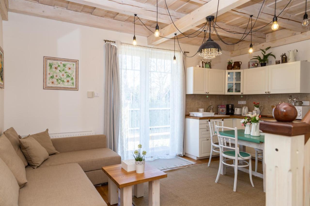 Vanilia Apartman 埃格尔 外观 照片